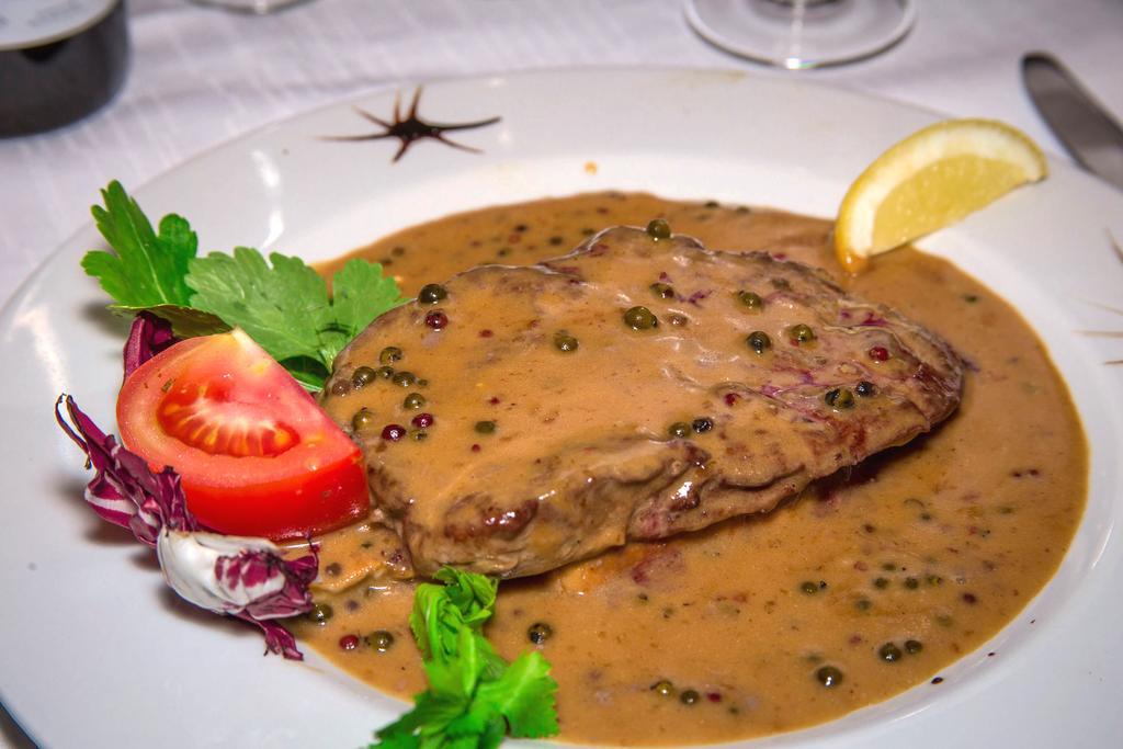 Hotel Ristorante La Perla Varallo Pombia Eksteriør billede