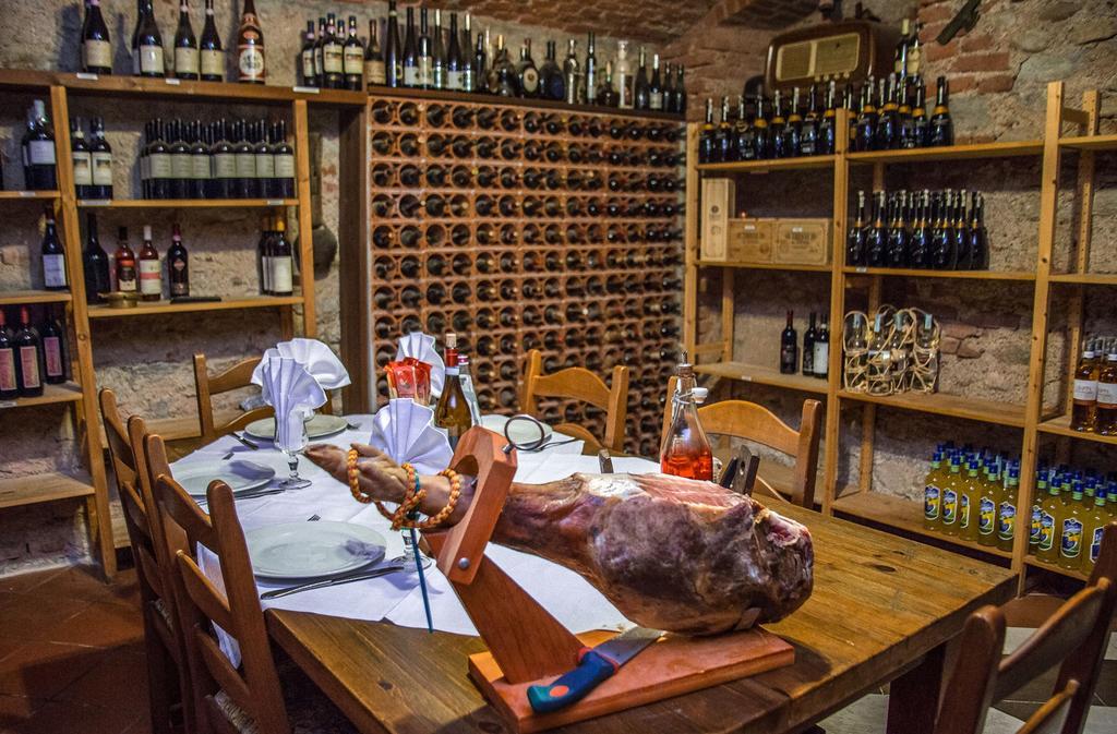 Hotel Ristorante La Perla Varallo Pombia Eksteriør billede